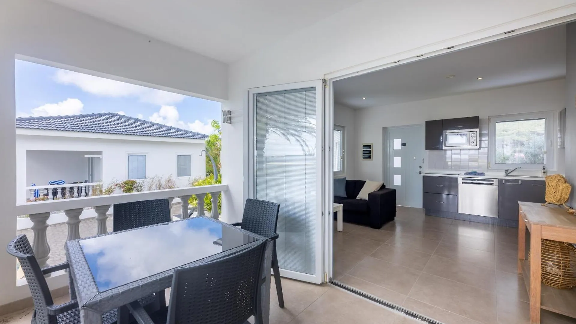 Palm Crest Apartment Jan Thiel Curacao